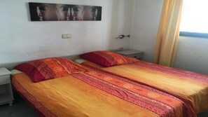 1 bedroom, iron/ironing board, Internet, bed sheets
