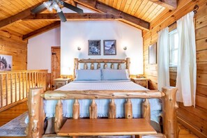 Unclassified image, 3 of 14, button - Cozy Cabin with Hot Tub & Fireplace in the Smokies (Pigeon Forge)