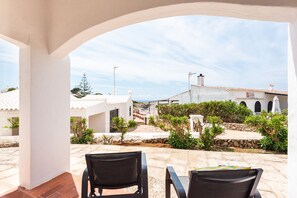 Terrace/patio - Sa Caseta Nova-Two steps from the sea-Biniancolla (Biniancolla)