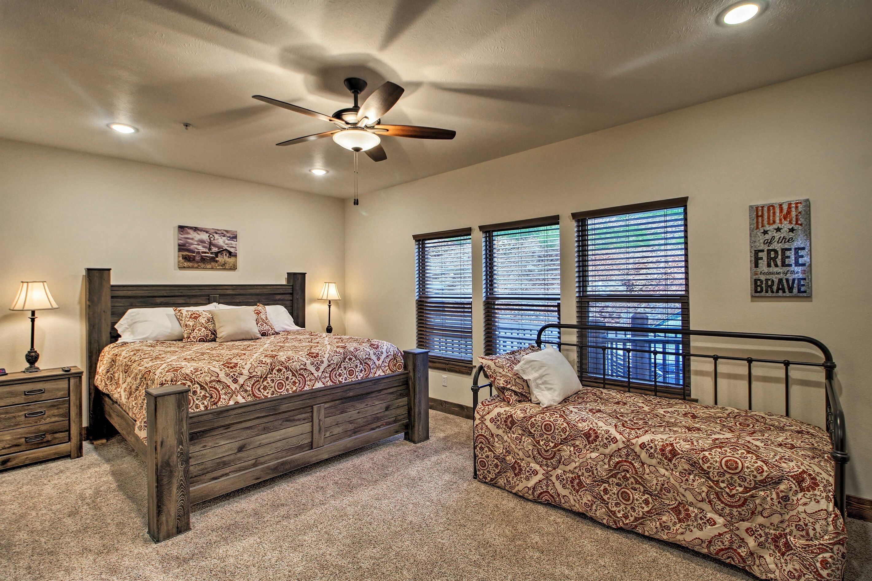 8 bedrooms, iron/ironing board, free WiFi, bed sheets