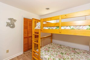 2 bedrooms, free WiFi, bed sheets - Golf Colony at Deerfield 33-I (Myrtle Beach)