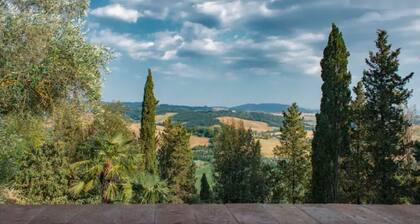 TUSCAN HILLS - ROOMS