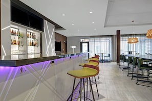 Bar (en la propiedad)
