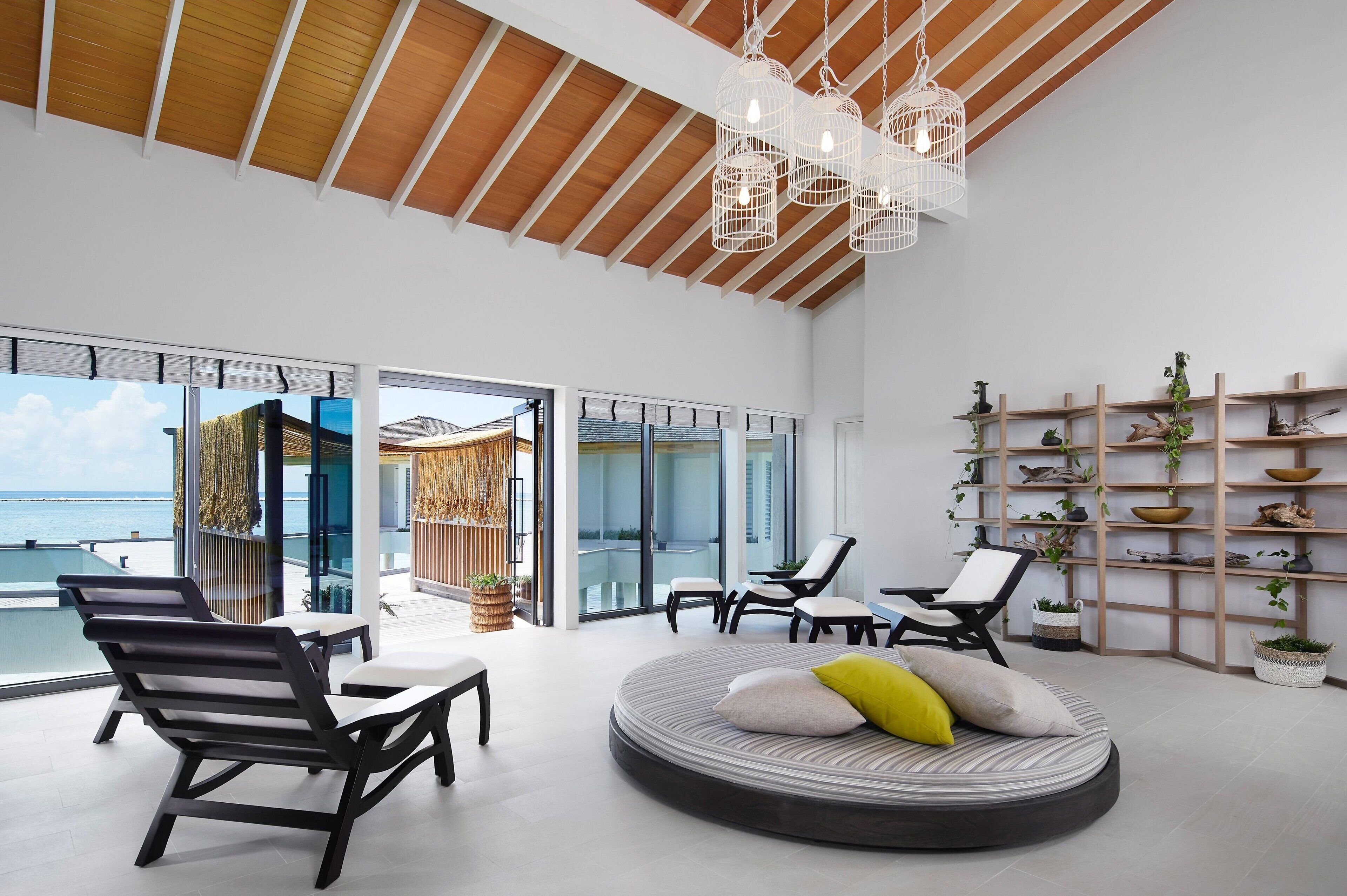 Couples treatment rooms, body treatments, aromatherapy