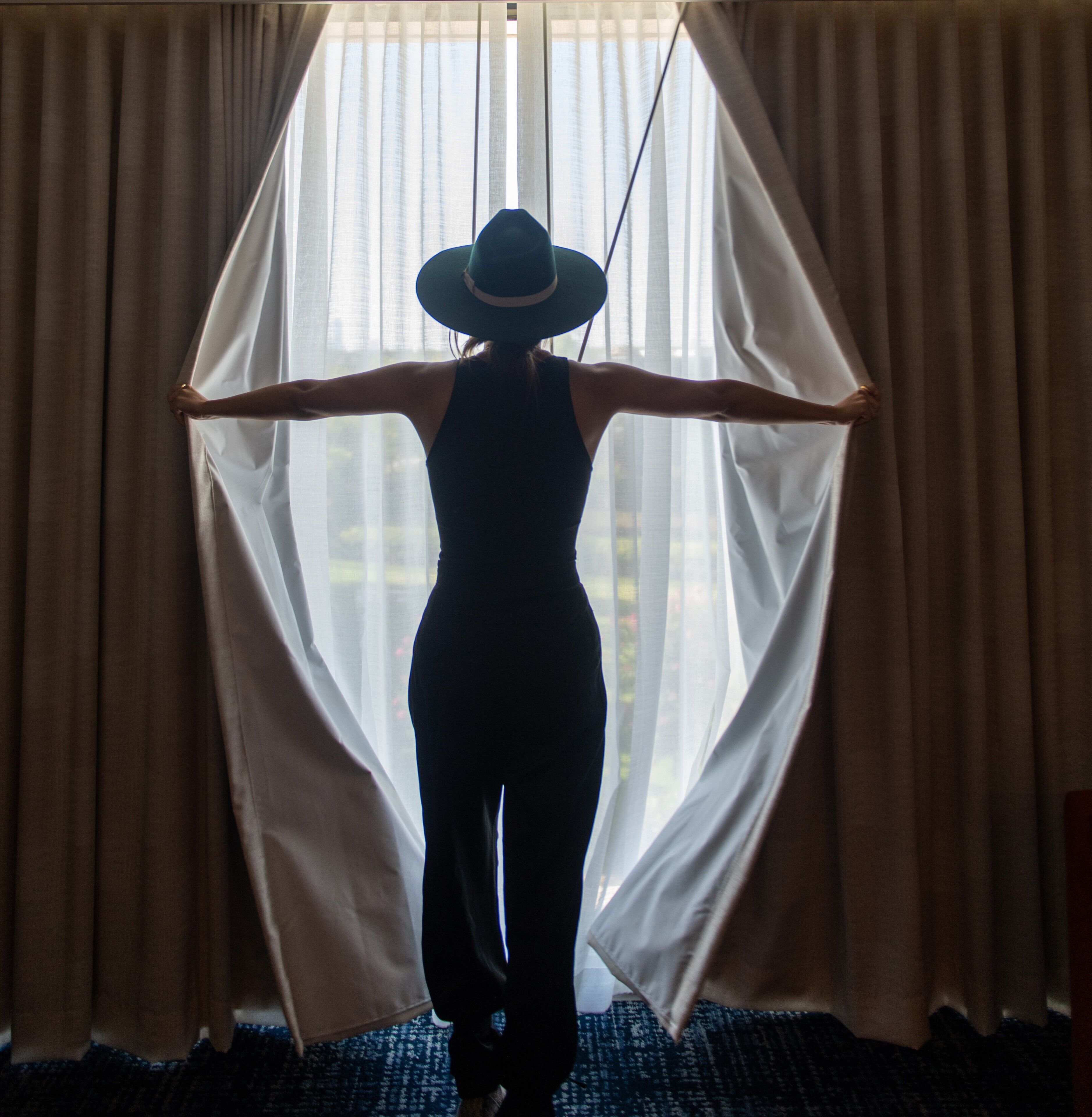 in-room safe, laptop workspace, blackout curtains, iron/ironing board