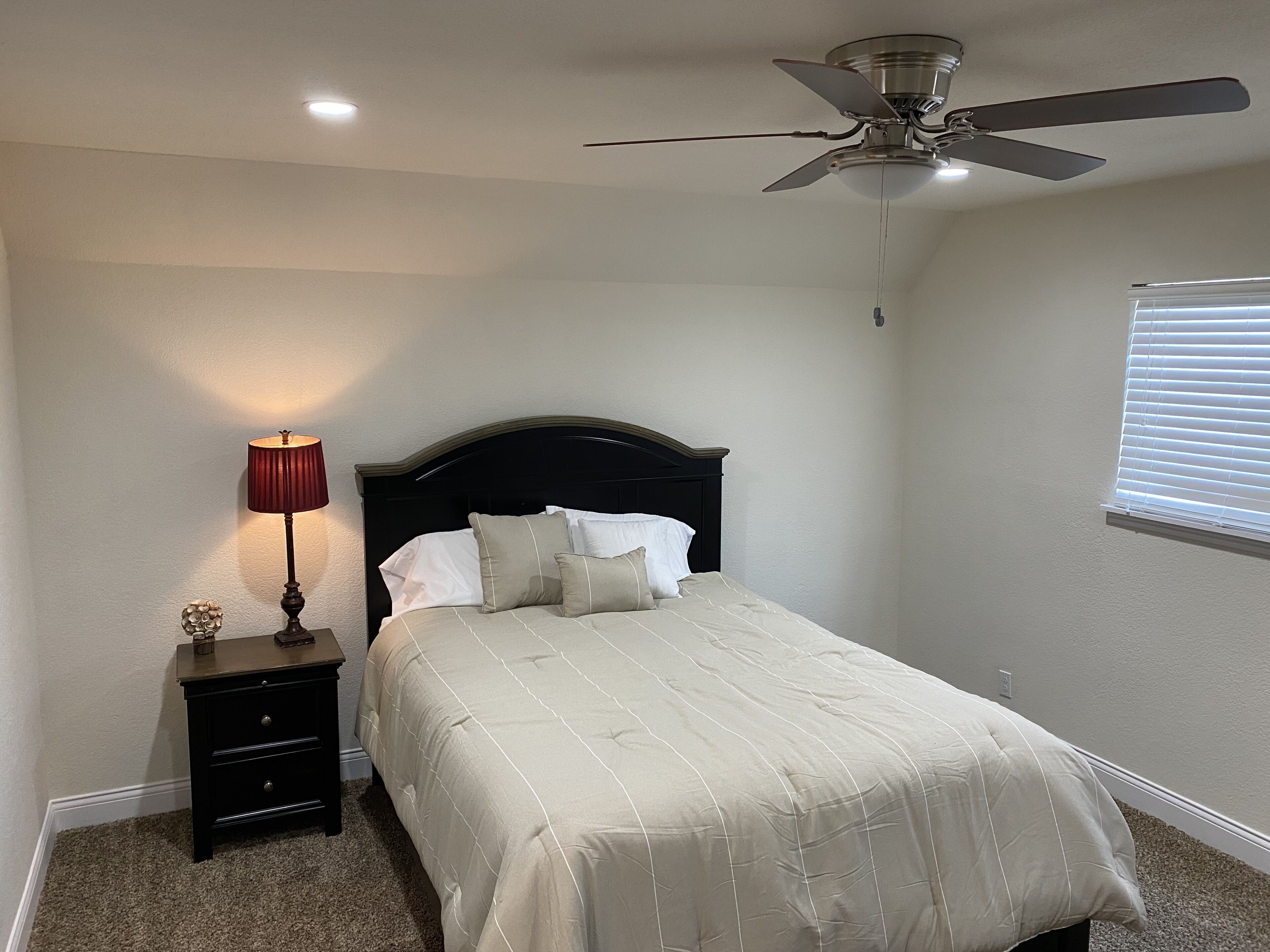 Entire House,  Near Sea World, Six Flags, Lackland AFB,