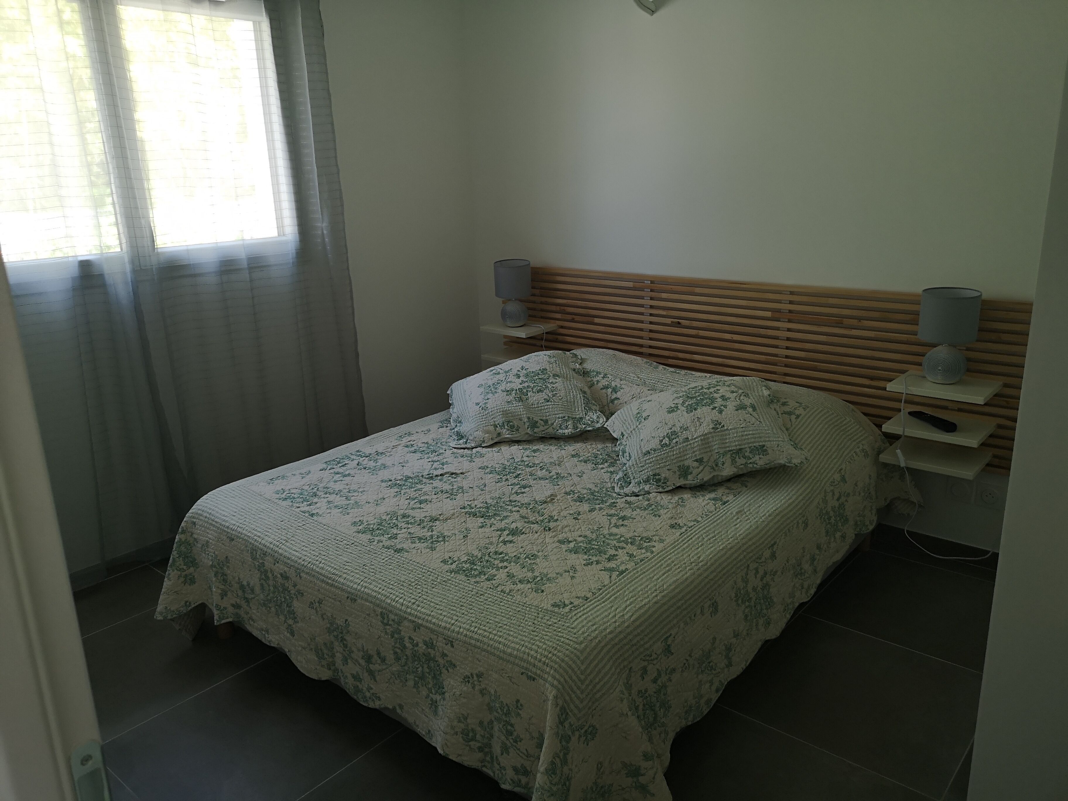 Maison Grenadier, Climatisee Avec Terrasse, Jardin ET Jacuzzi Prive