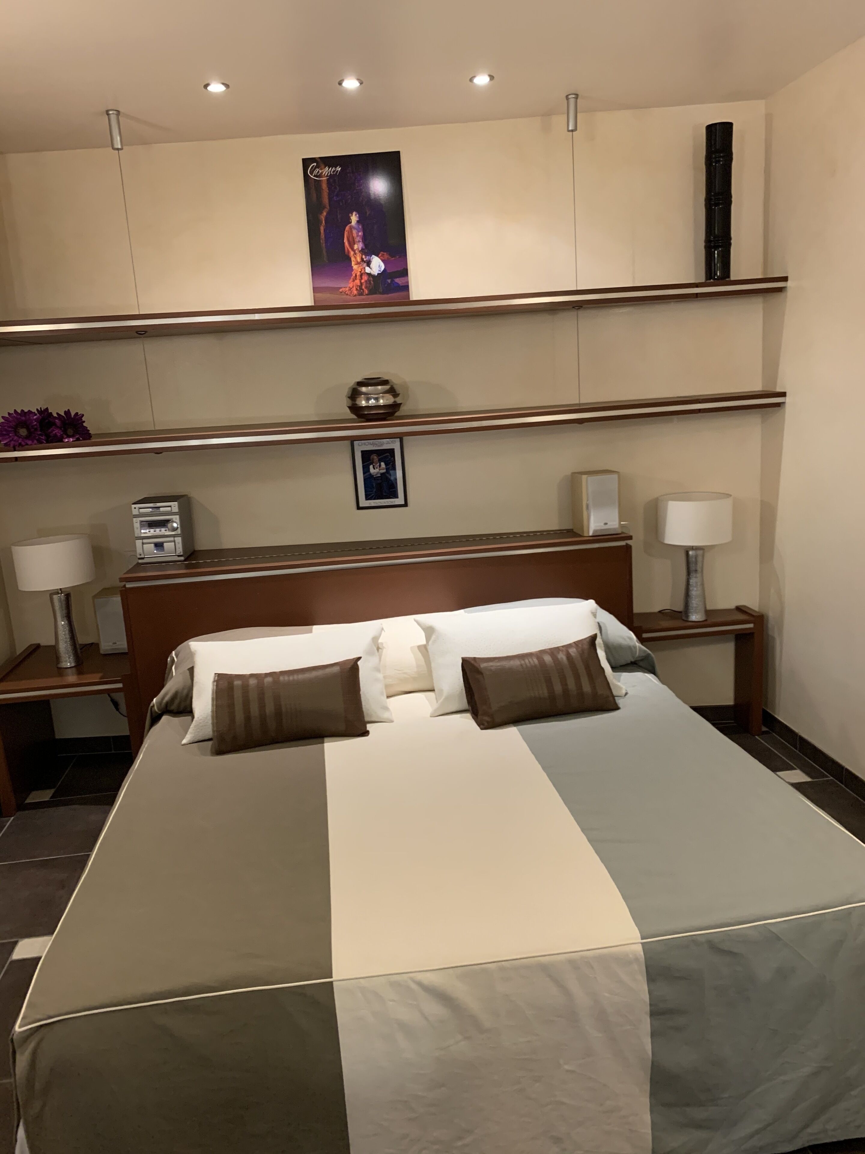 Véritable Suite D'hôtel!