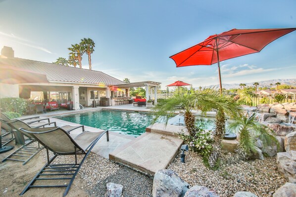 Outdoor pool, a heated pool