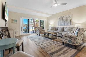 TV - May W/ Free Night*6 Seat Golf Cart*Deck With Lake View*Fishing*Beach-Pool Access (Miramar Beach)