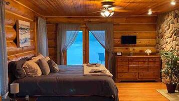 Bügeleisen/Bügelbrett, kostenloses WLAN, Bettwäsche