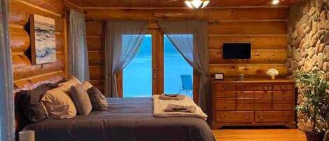 4 間睡房、熨斗/熨衫板、免費 Wi-Fi、床單