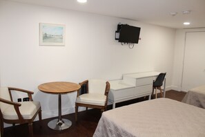 2 bedrooms, Internet