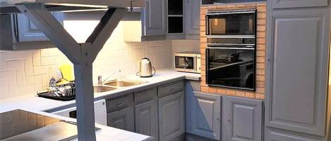 Oven