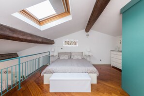 1 bedroom, in-room safe, desk, iron/ironing board - Maison Contrari (Ferrara)
