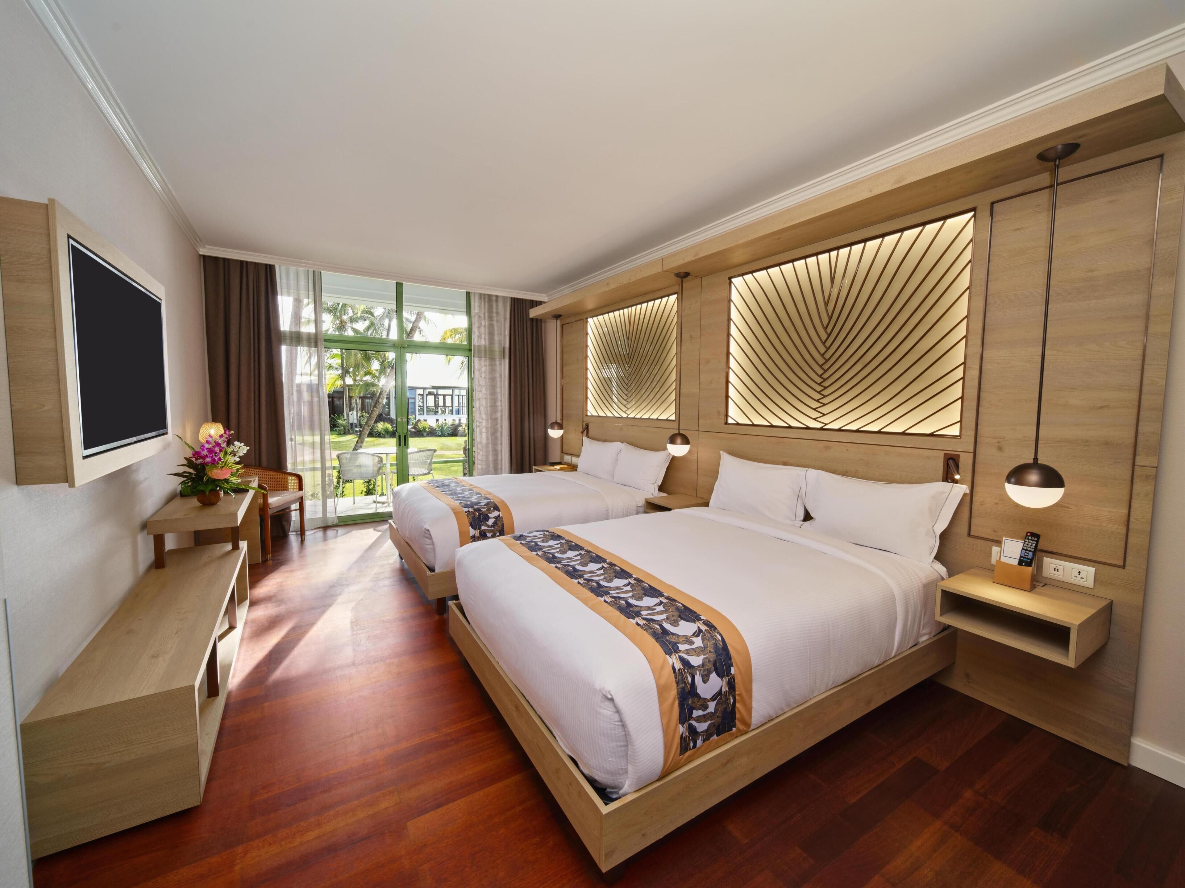 In-room safe, desk, laptop workspace, blackout curtains