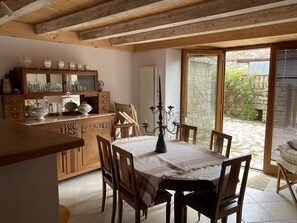 تناول الطعام