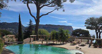 Villa Paradis vue panoramique mer cap canaille piscine lagon plage Ă pied 10 min