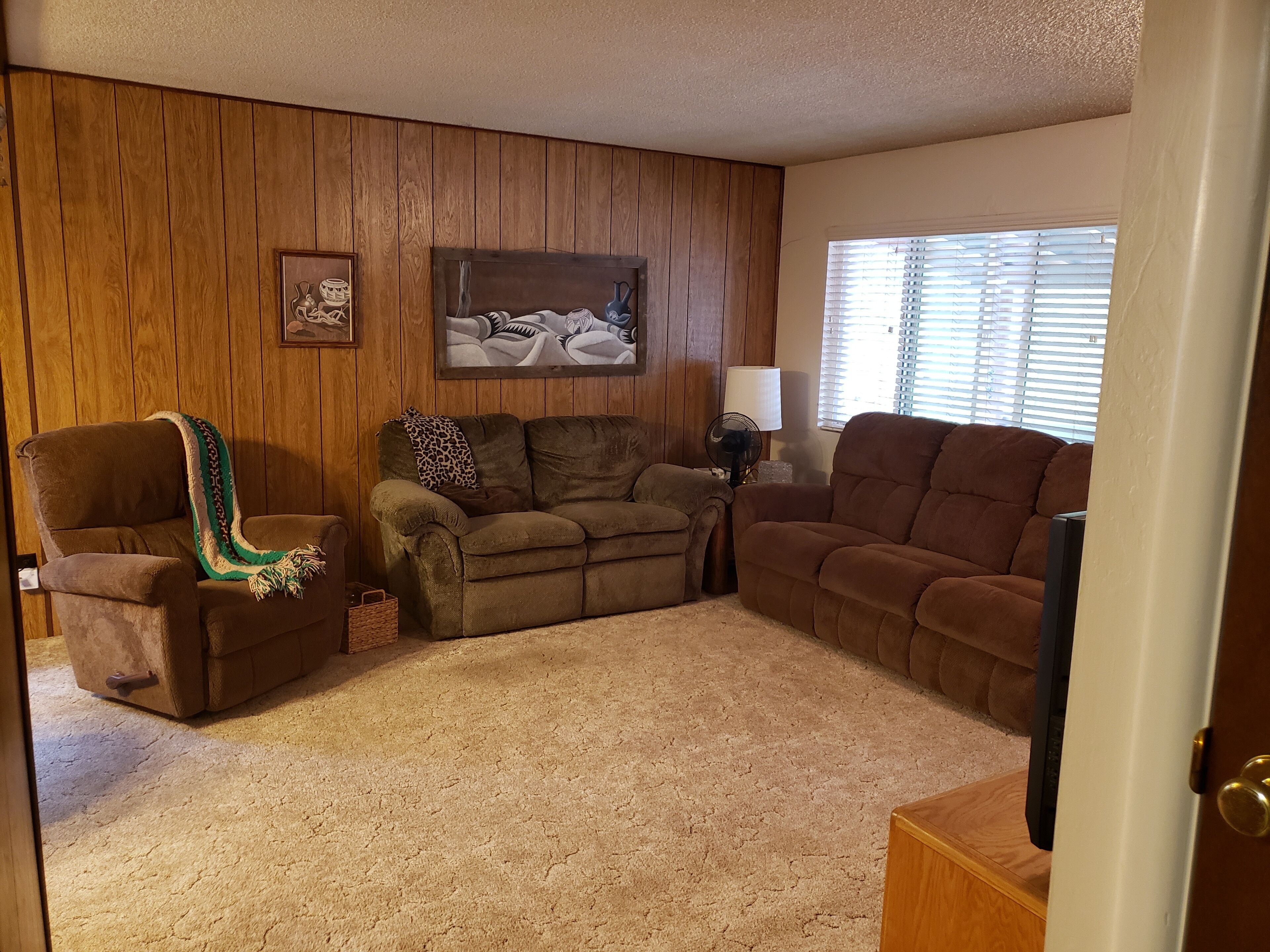 Family House in the pines, 30 min from Sunrise - Pets welcomed.