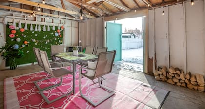 The Lighthouse-beach house perfect for gatherings