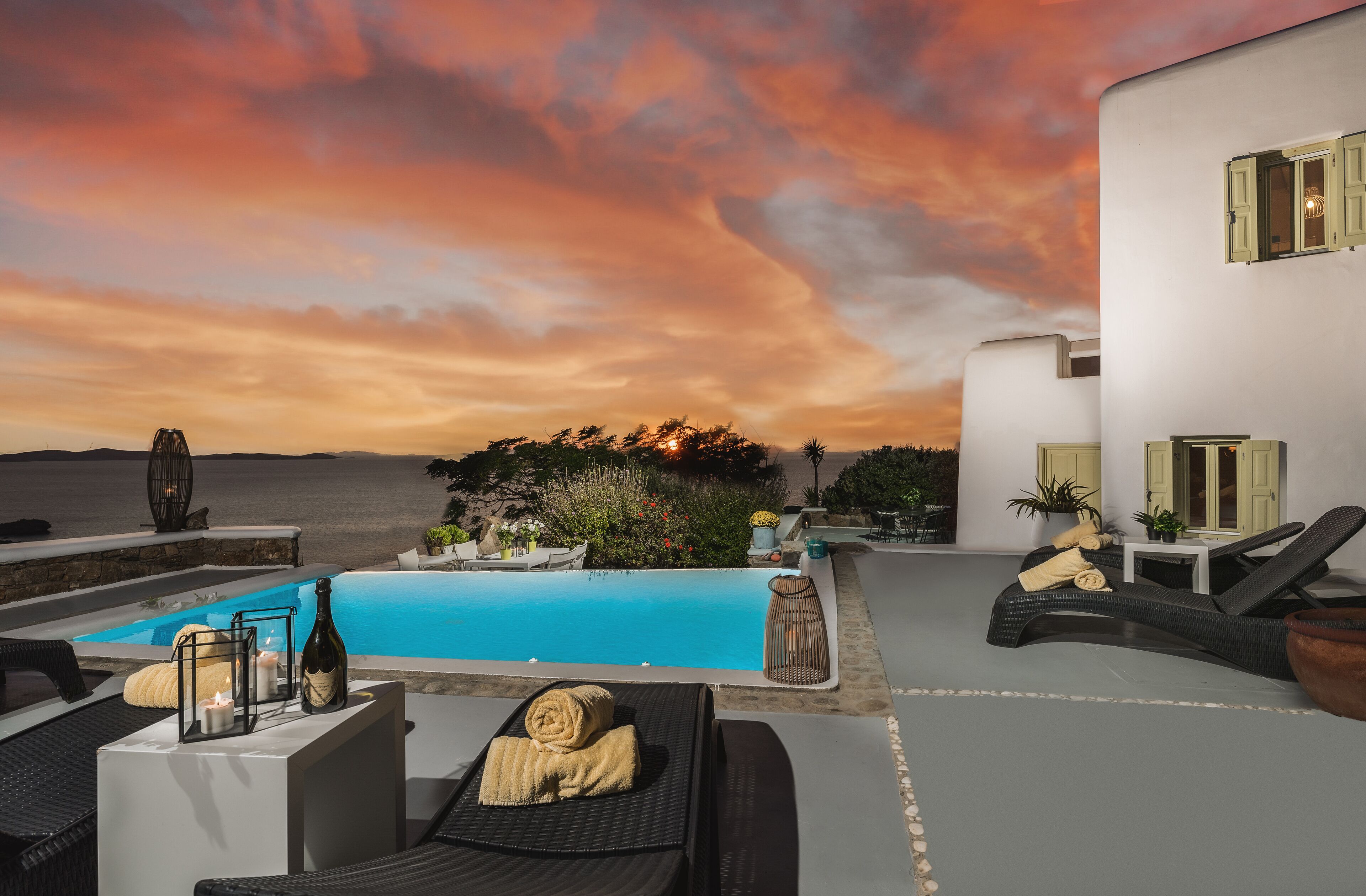 Cycladic Gem Mykonos the Most Amazing Sunsets Ever