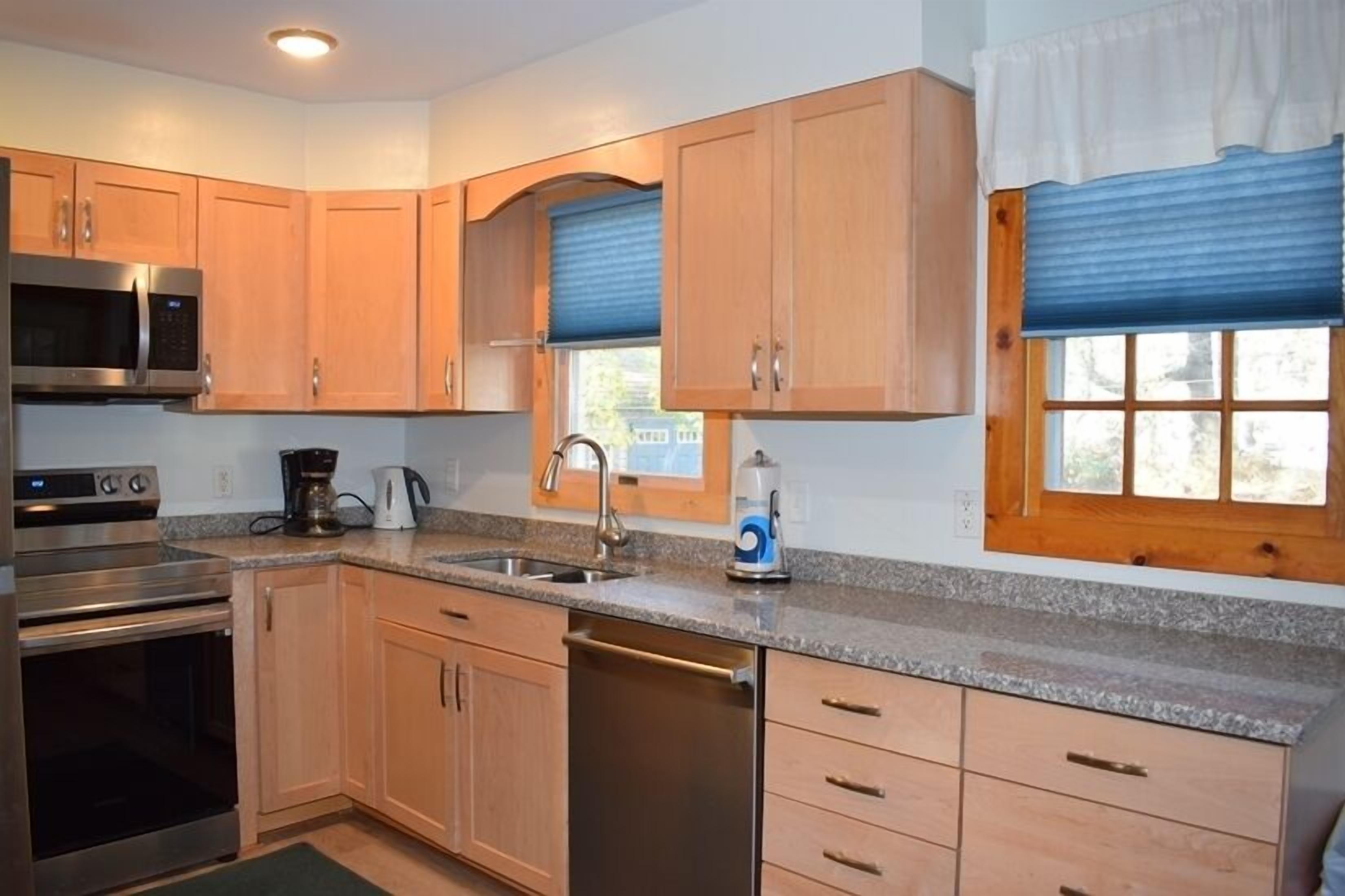 Mikrobølgeovn, ovn og oppvaskmaskin