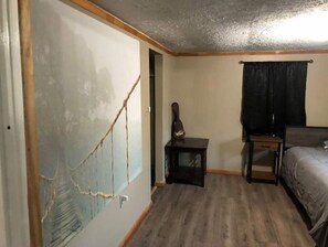 2 bedrooms, desk, free WiFi, bed sheets - Secret Crag - Family Home - RRG - WiFi, Laundry (Beattyville)