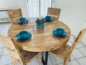 Dining - CASA BELUGA, Private Home, in the HEART of el Centro, La Paz. Fully equipped. (La Paz)