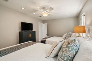 3 habitaciones, cuna de viaje, wifi gratis y ropa de cama