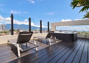 Bain à remous extérieur