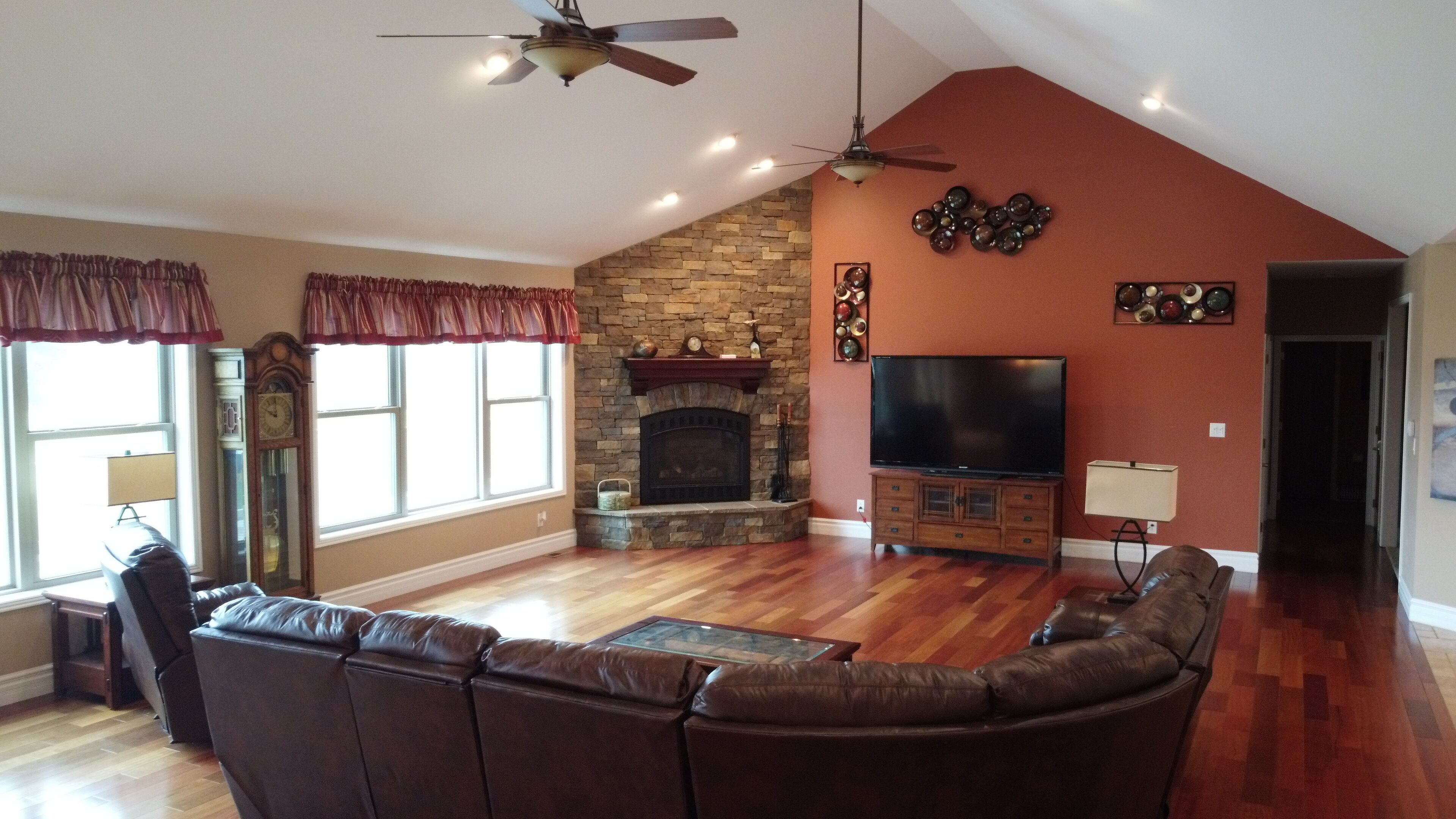 A spacious 6,000 sq. ft. serene lodge setting. Sleeps up to 12