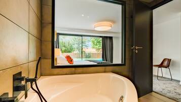 4 chambres, fer et planche Ă repasser, Wi-Fi gratuit, draps fournis