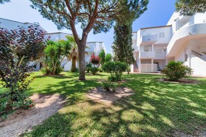 Property grounds - Punto Mágico, apartamento con jardín (Chiclana de la Frontera)