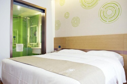 Greentree Inn Nantong Qidong Lvsi Harbour