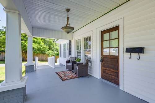 Main Street Home: 1 Mi to Callaway Gardens