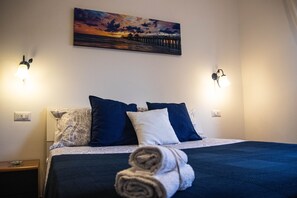 2 chambres, fer et planche à repasser, Wi-Fi gratuit, draps fournis