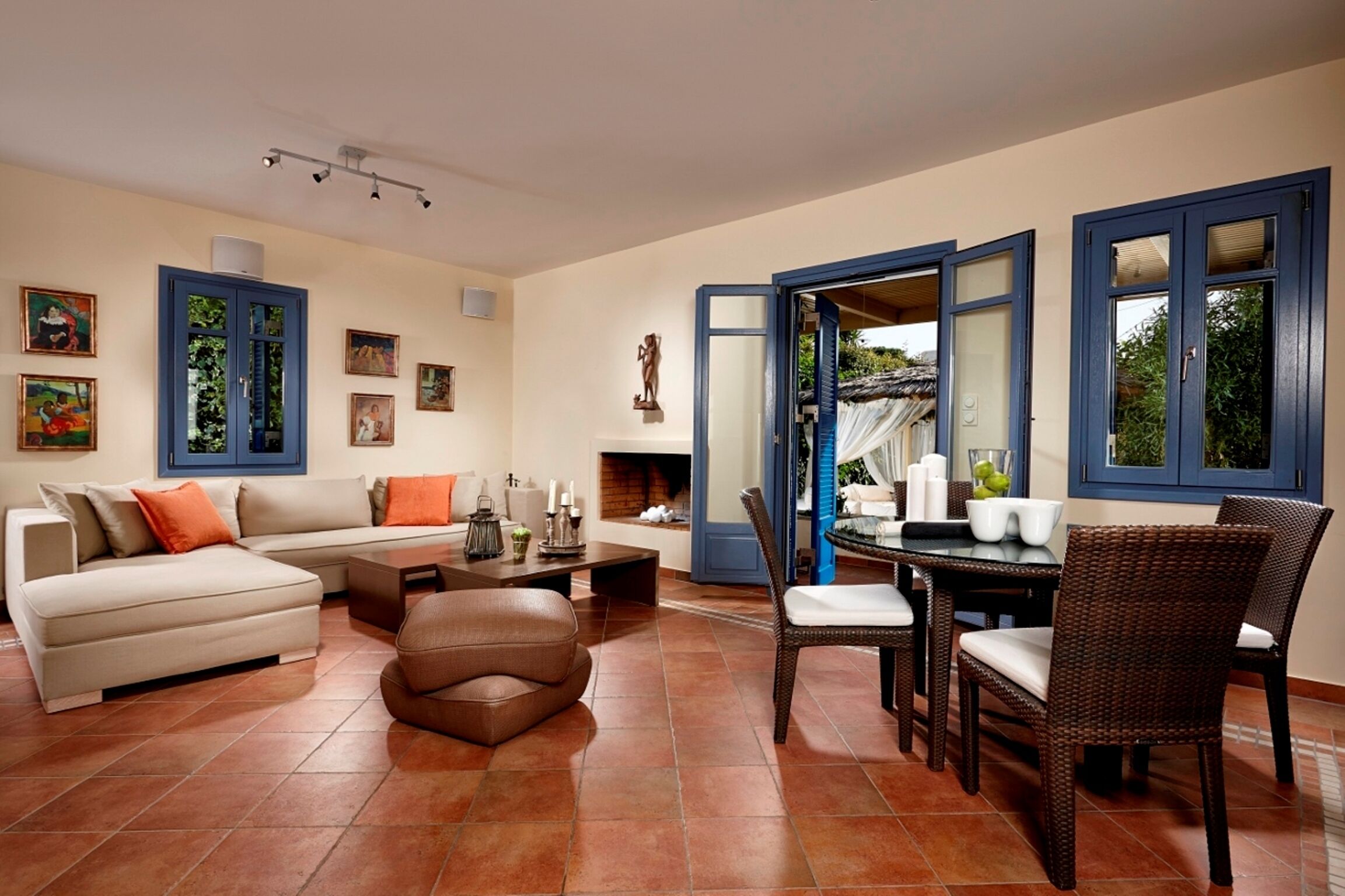 Villa 'Blue'  a unique escape from reality - private swimming pool