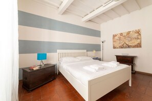 2 chambres, fer et planche à repasser, Wi-Fi, literie fournie