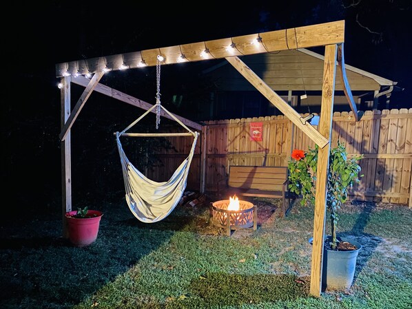 Property grounds - Cozy King Bed Studio #2 (Benton)