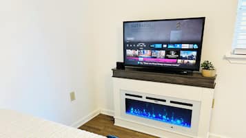 1 soverom, strykejern/-brett, wi-fi (inkludert) og sengetøy