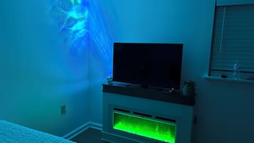 1 slaapkamer, een strijkplank/strijkijzer, gratis wifi, beddengoed