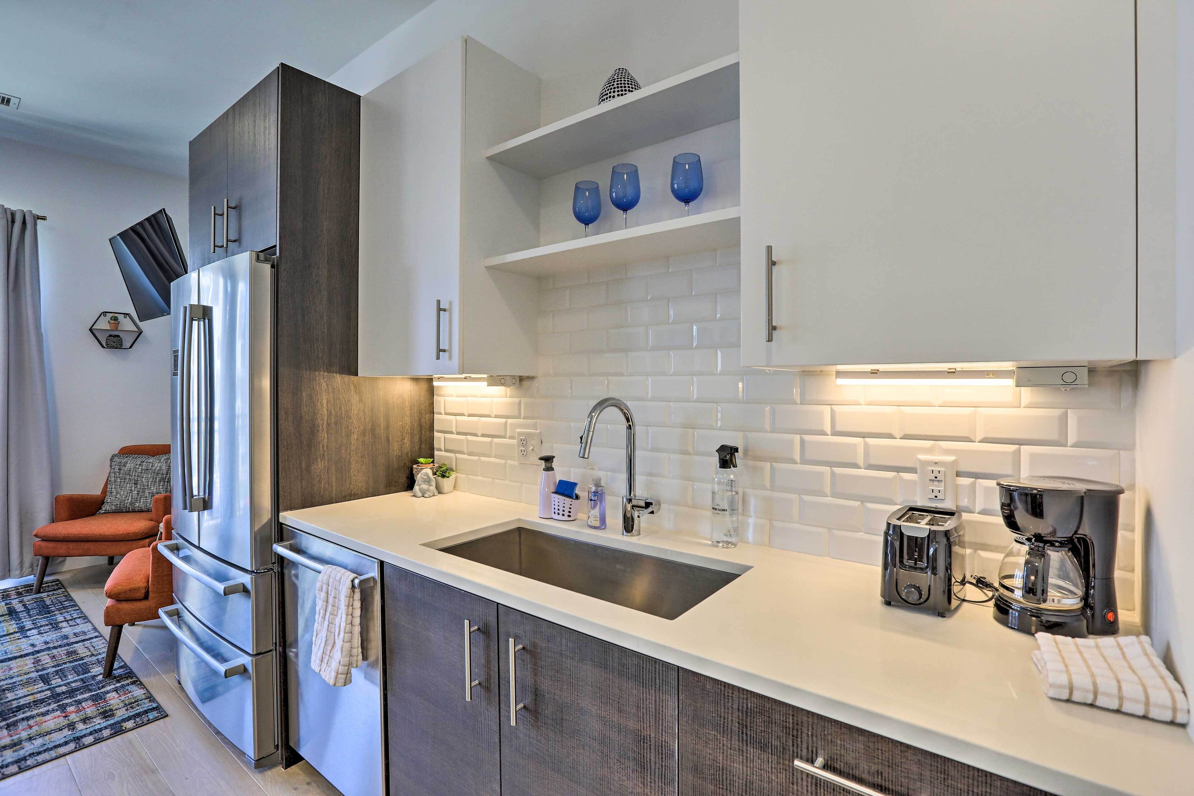 Stylish Denver Studio < 1 Mile to Coors Field!