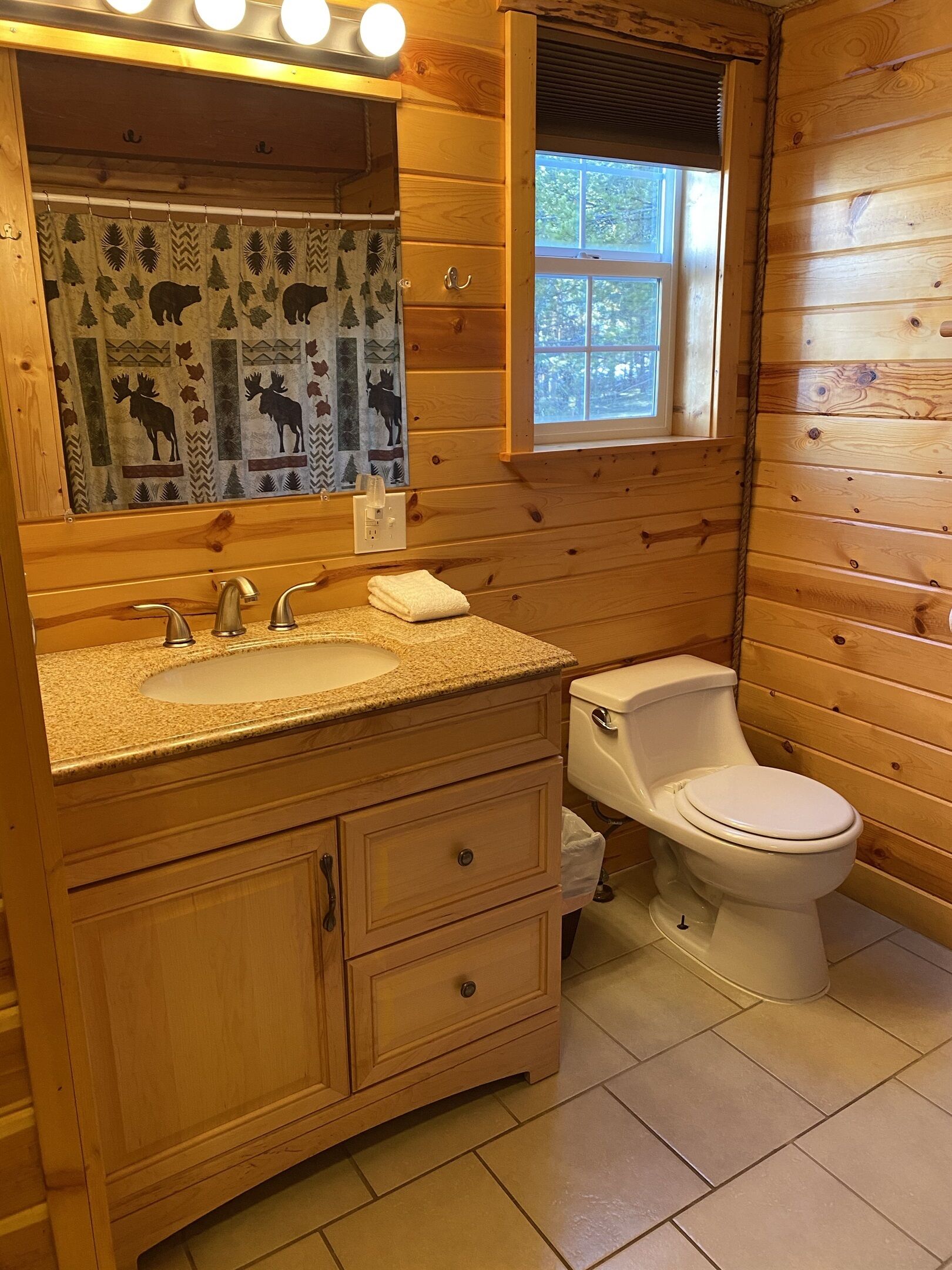 Buffalo Lodge-Close to Yellowstone-Fire Pit-Garage-Wifi