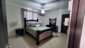 Iron/ironing board, travel cot, free WiFi, bed sheets