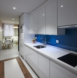 Fridge, microwave, coffee/tea maker, toaster