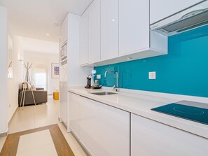 Fridge, microwave, coffee/tea maker, toaster