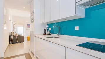 Fridge, microwave, coffee/tea maker, toaster