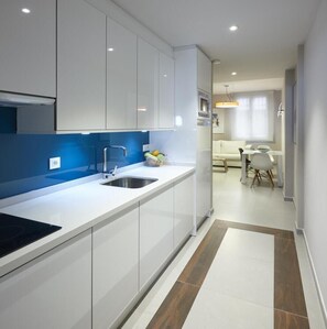 Fridge, microwave, coffee/tea maker, toaster