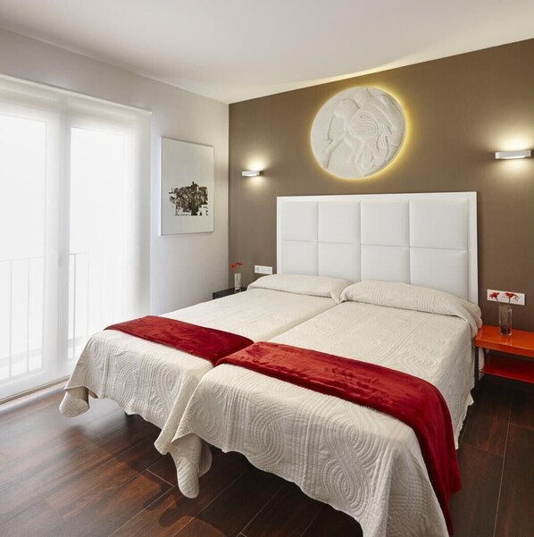 1 bedroom, iron/ironing board, Internet, bed sheets