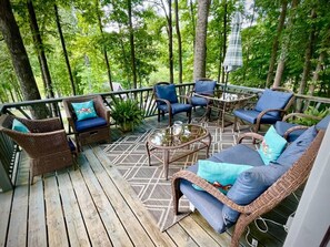 Unclassified image, 5 of 29, button